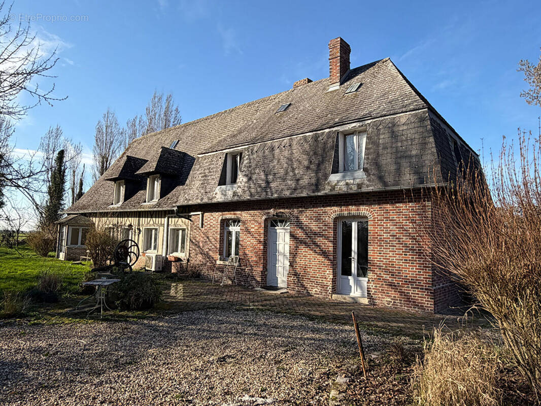 Maison à AMFREVILLE-LA-CAMPAGNE