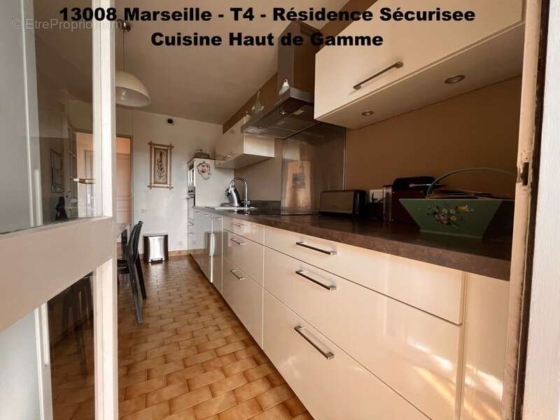 Appartement à MARSEILLE-8E