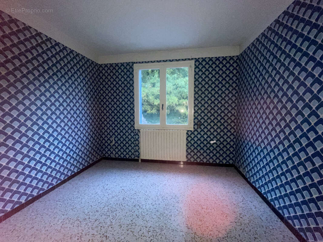 Grande maison avec 6 chambres à rénover - photo 12