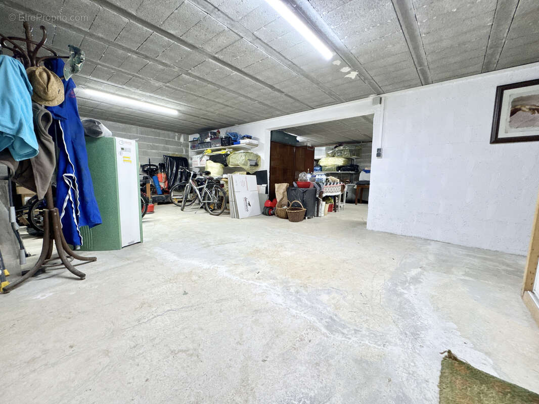 Maison à SAINT-SYLVESTRE-SUR-LOT