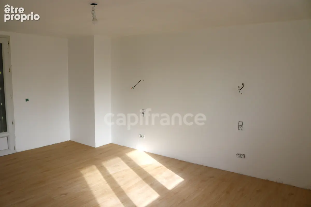 EXCLUSIVITE Longère de 177 m2 en pierres à vendre, 7 pièces GUENGAT (29) terrain de 1359 m2, rénovée - photo 11