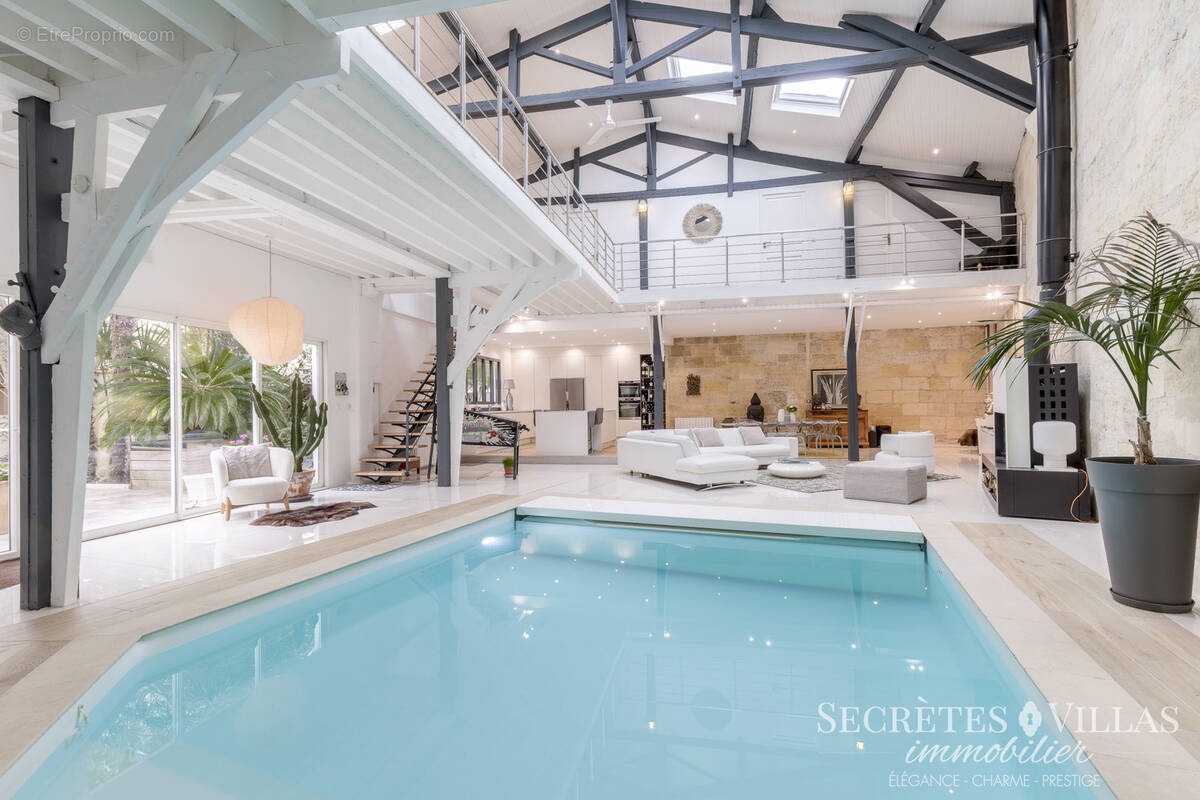 Appartement à BORDEAUX