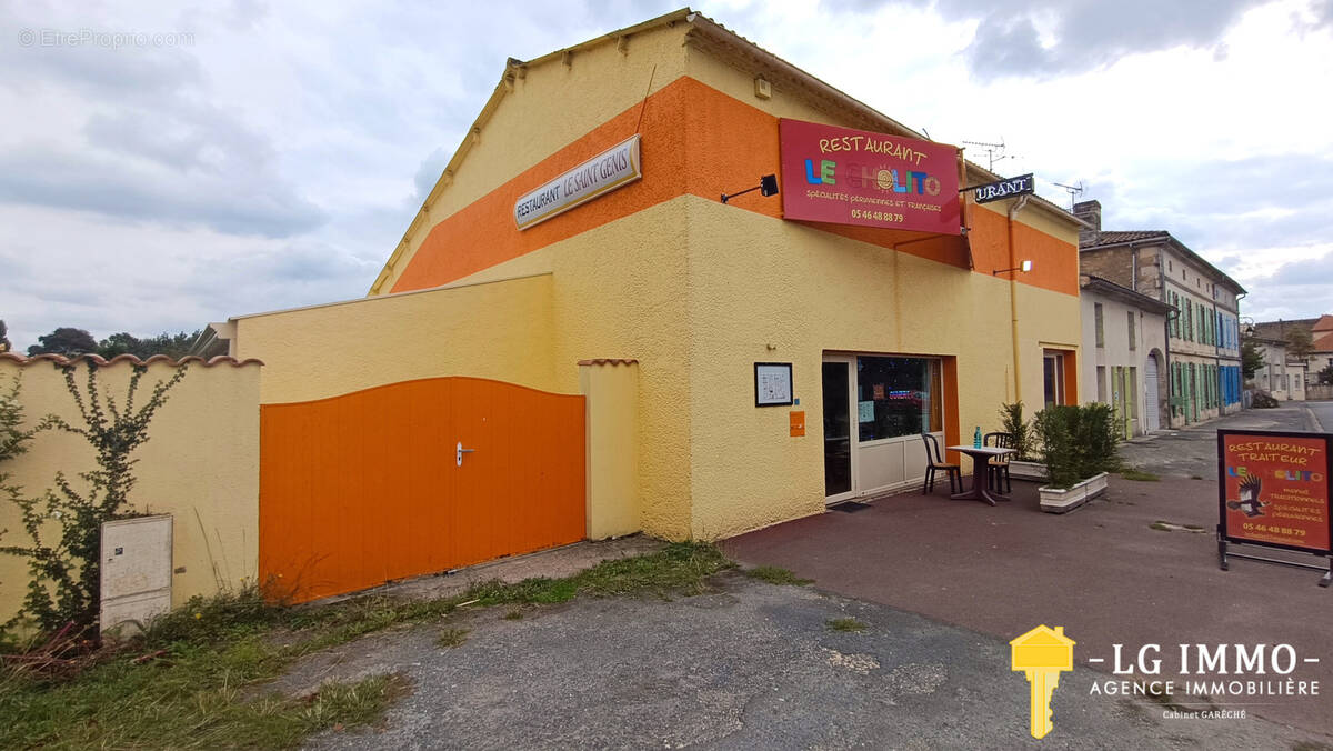 Appartement à SAINT-GENIS-DE-SAINTONGE