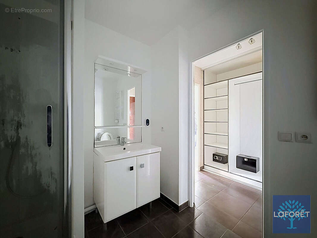 Appartement à VIGNEUX-SUR-SEINE