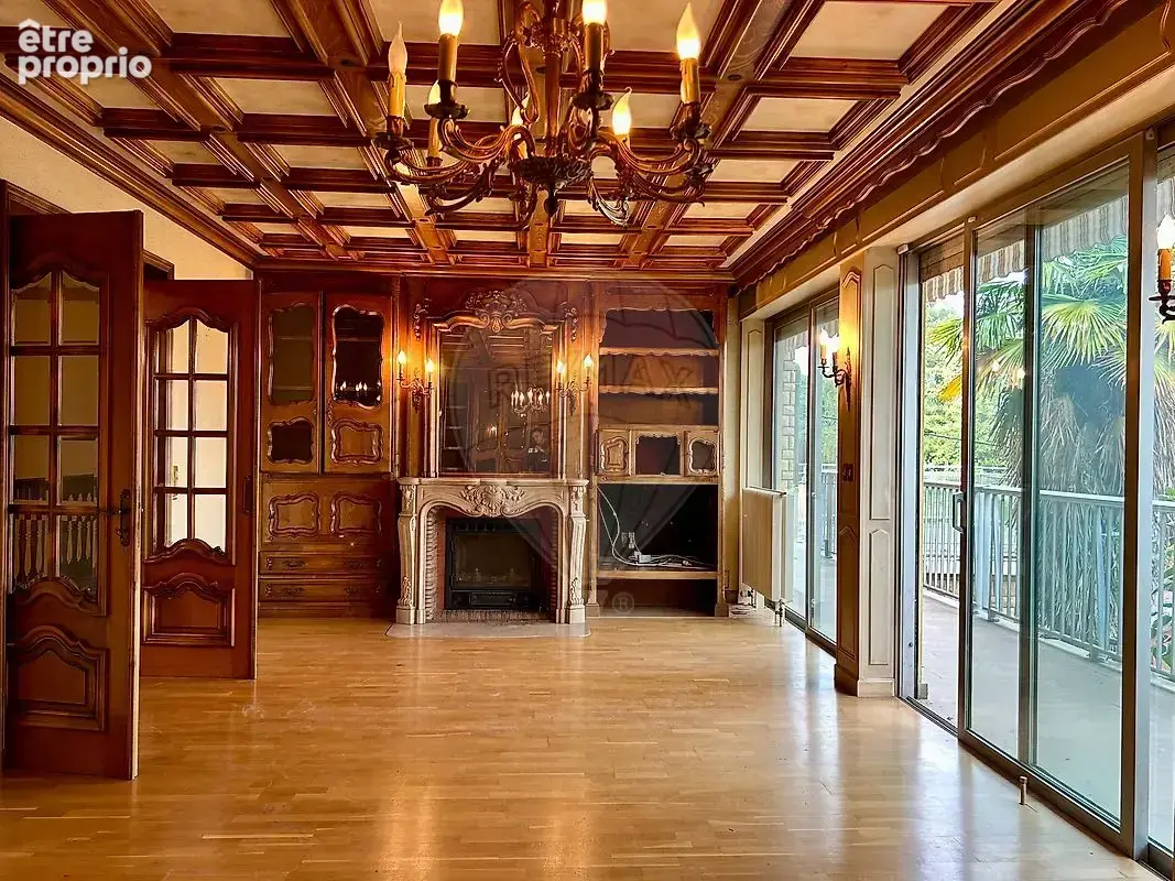 Maison à LIMAS