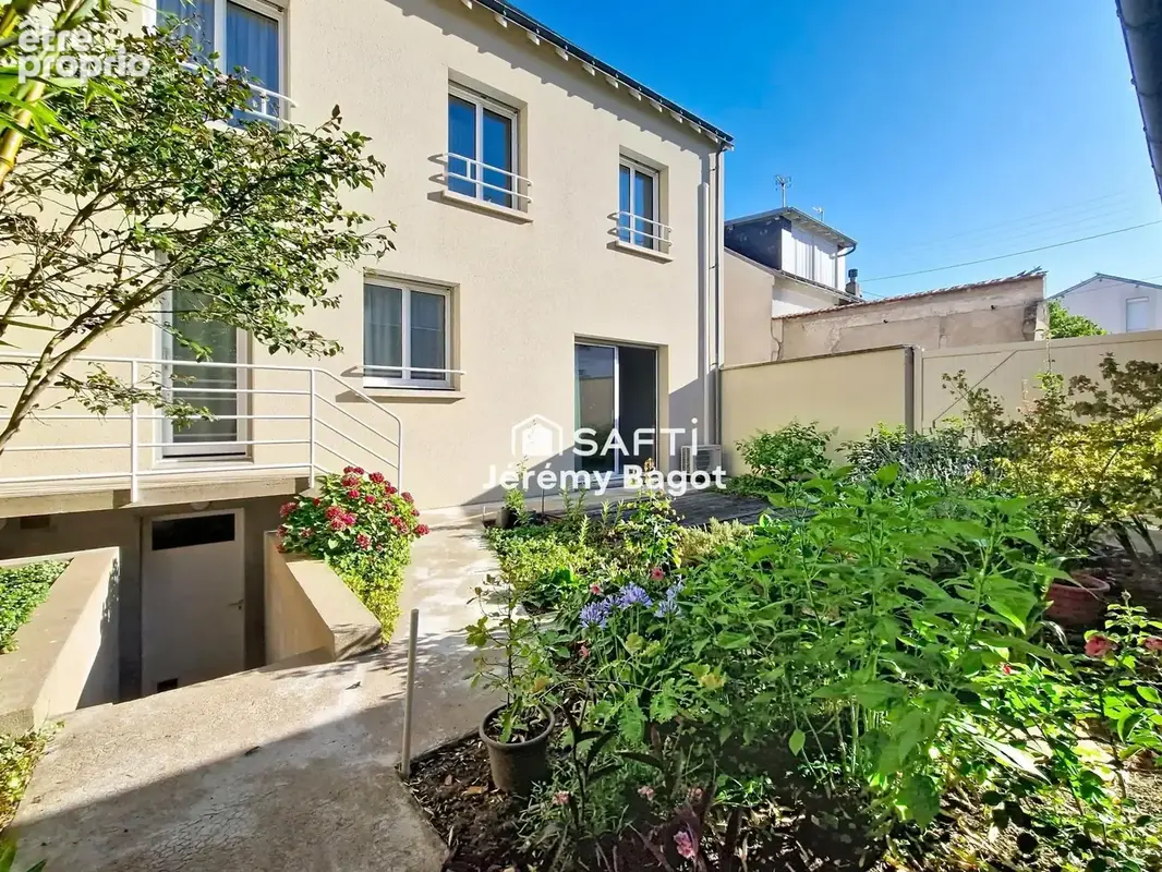 Photo 1 - Maison à TOURS
