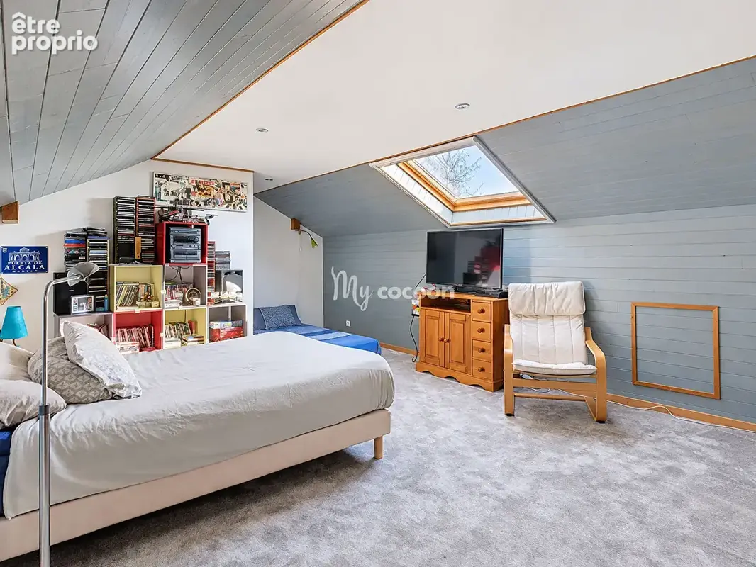 Maison - T6 - 177 m² - photo 13