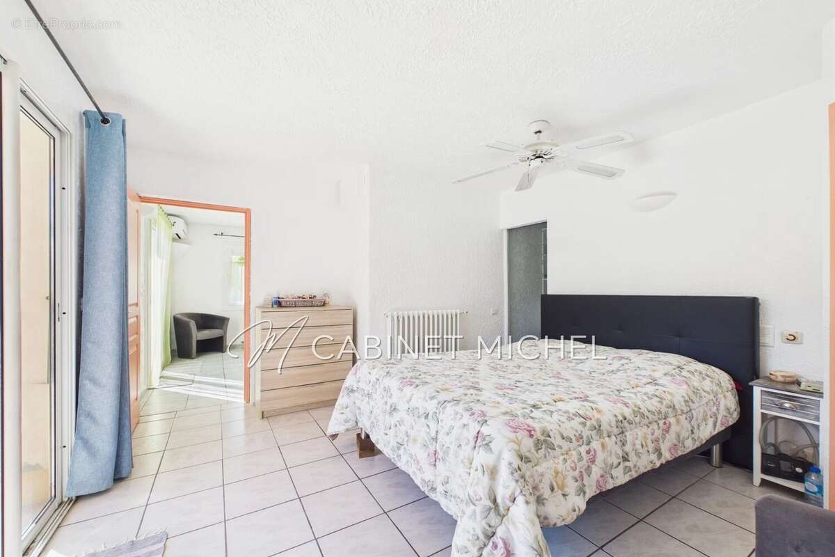 Appartement à ROQUEFORT-LES-PINS