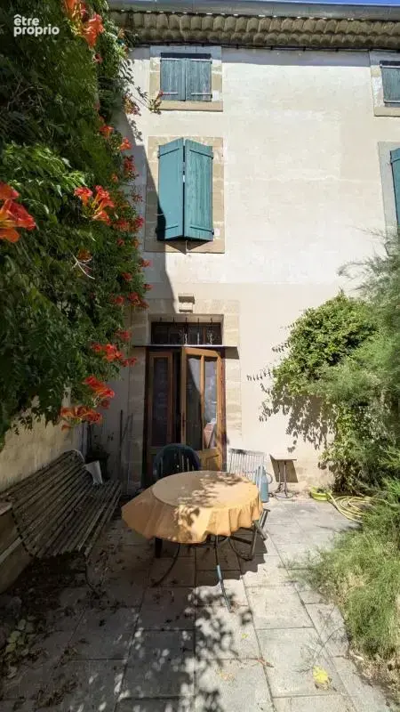 Ensemble immobilier avec cour et jardin - photo 3