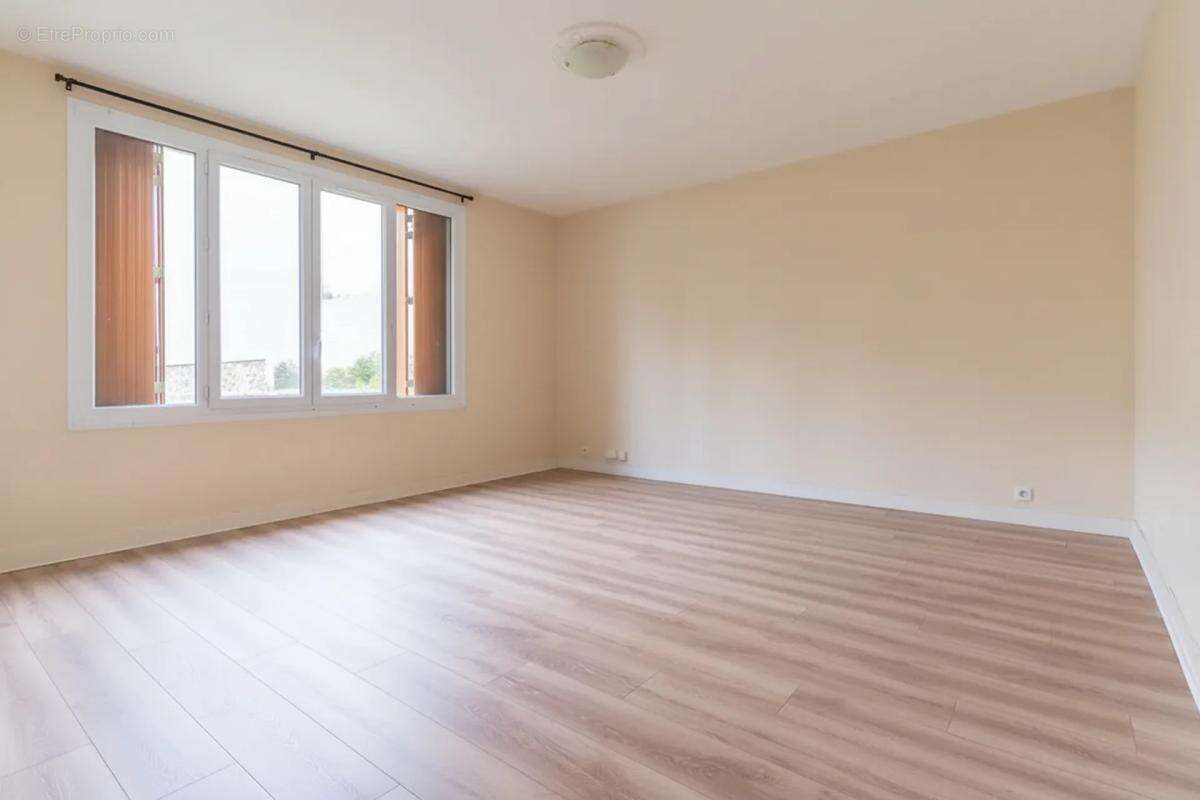 Appartement à MAISONS-LAFFITTE