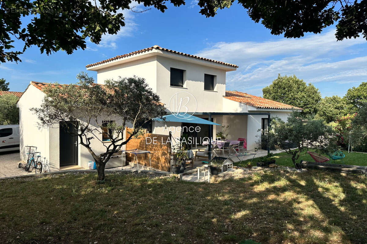 Maison à SAINT-MAXIMIN-LA-SAINTE-BAUME