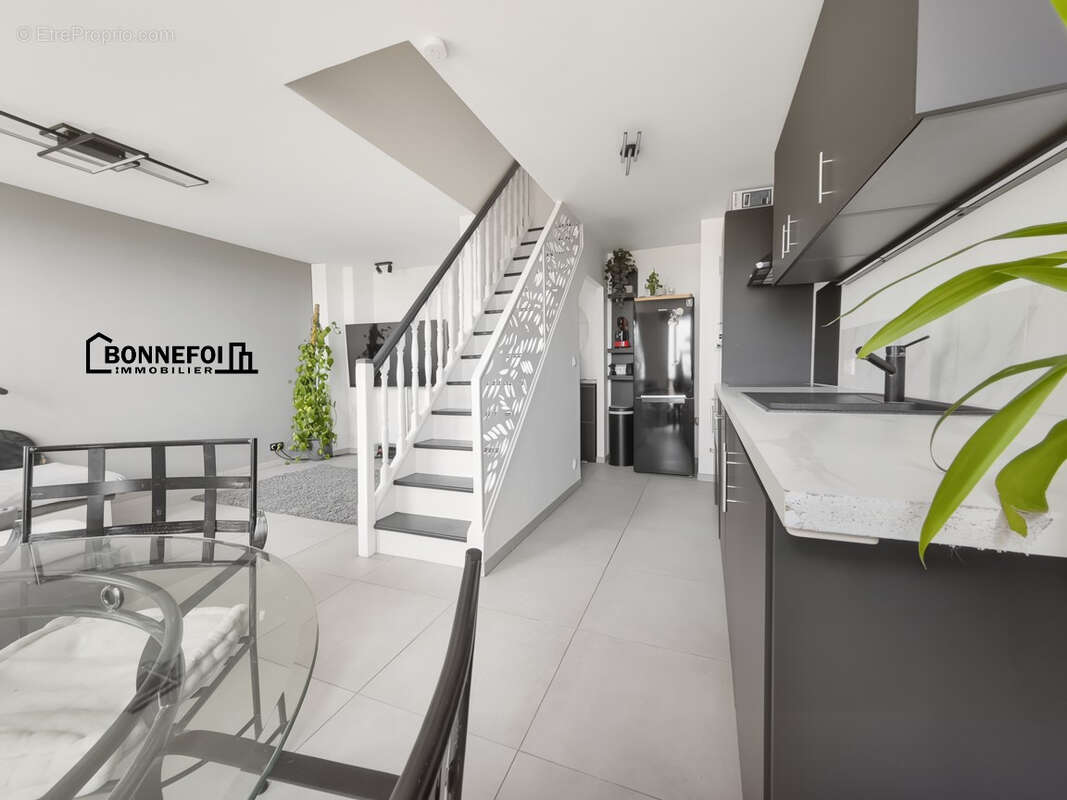 Appartement à CHAMPIGNY-SUR-MARNE