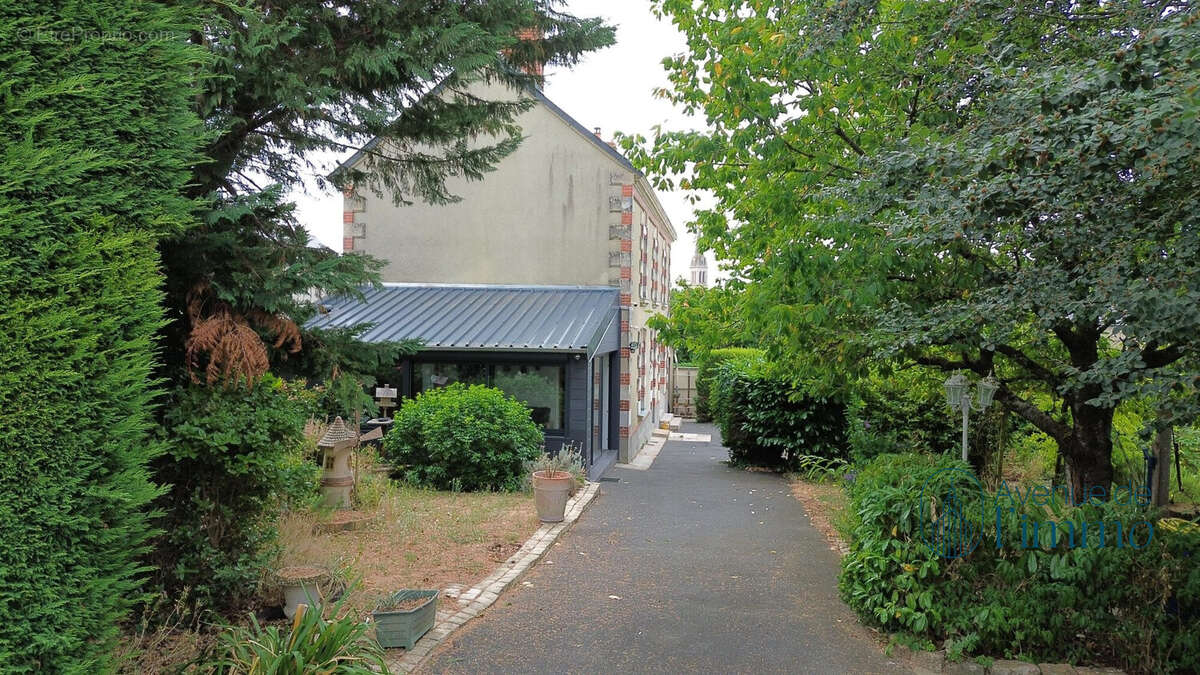 Maison 176 m² à Clere-Sur-Layon  - photo 3