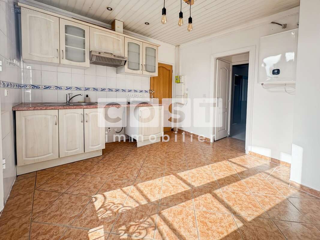 Appartement à COLOMBES