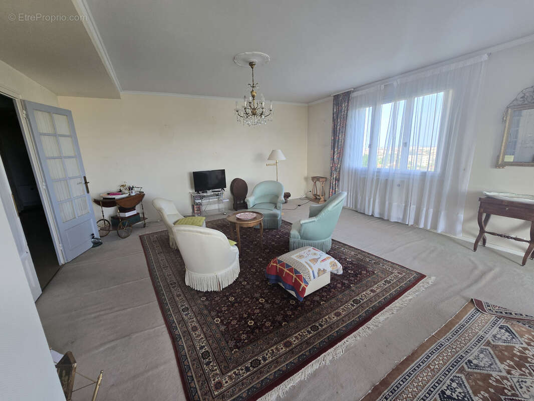 Appartement à TALANT