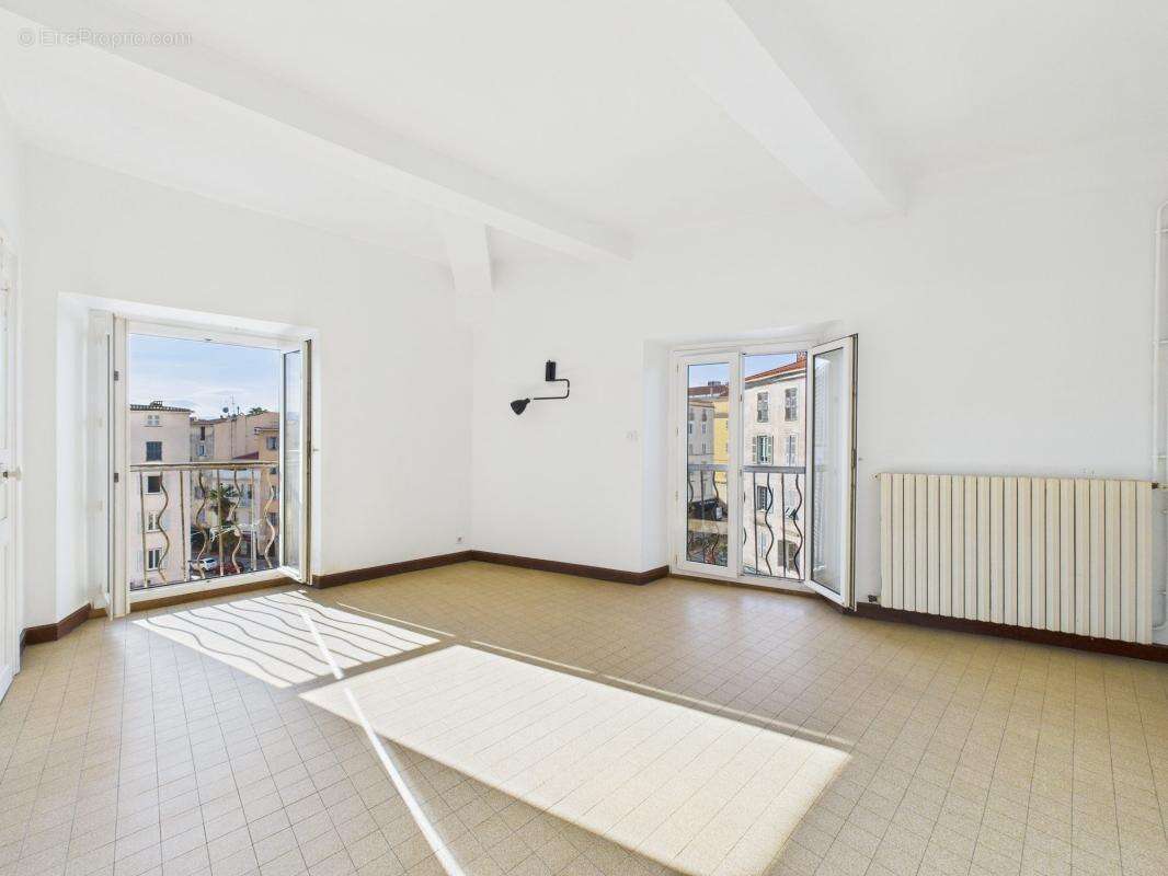 Appartement à AJACCIO