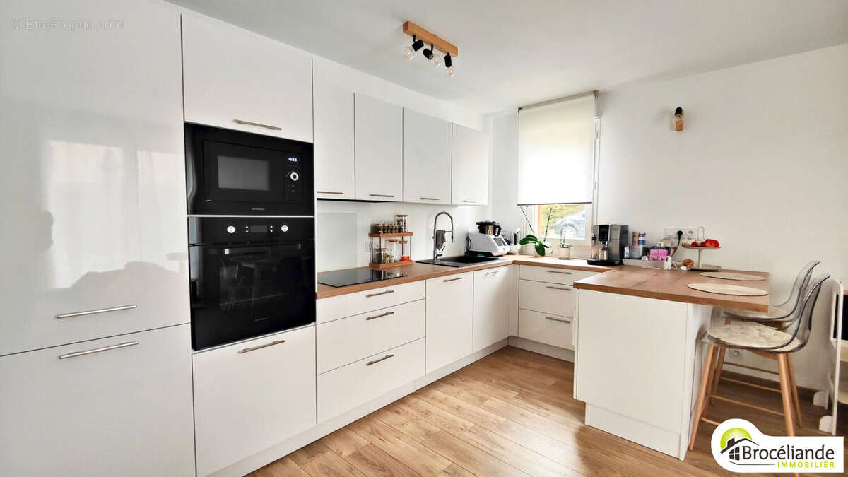 Appartement à PARTHENAY-DE-BRETAGNE