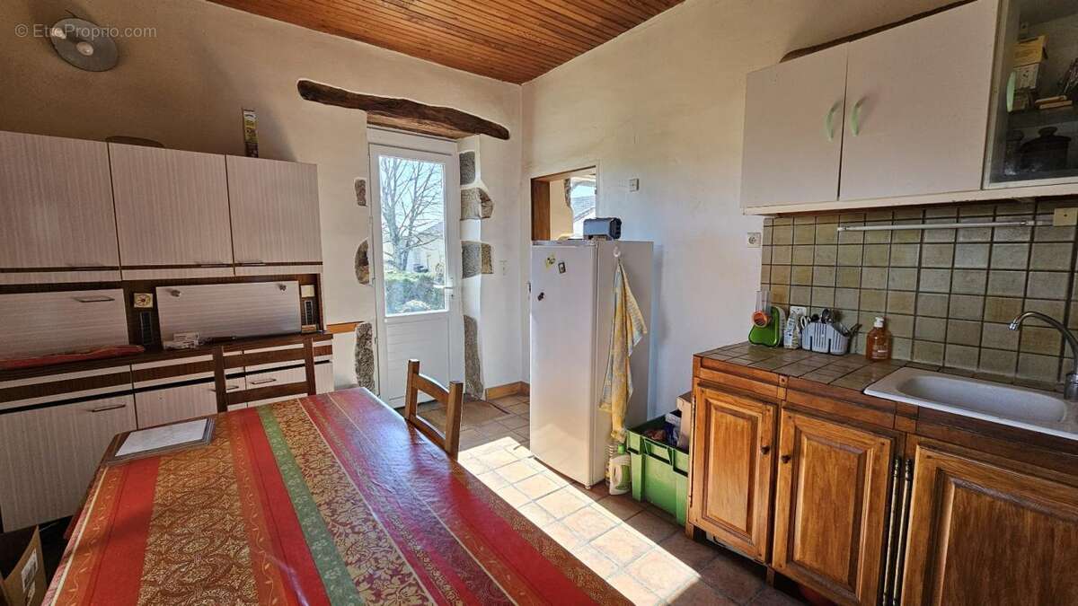 Maison à LIMOGNE-EN-QUERCY