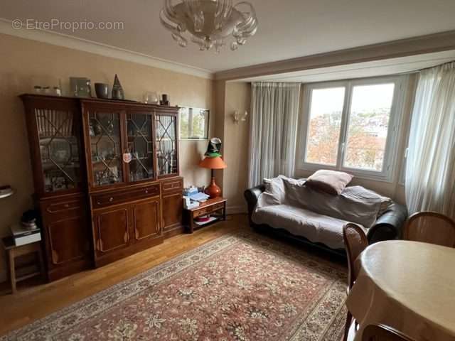 Appartement à NANTERRE