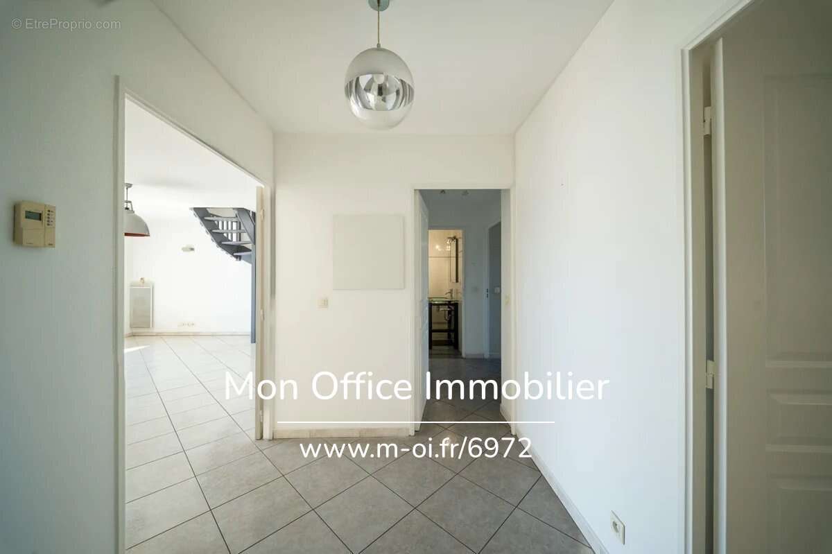Appartement à MARSEILLE-11E
