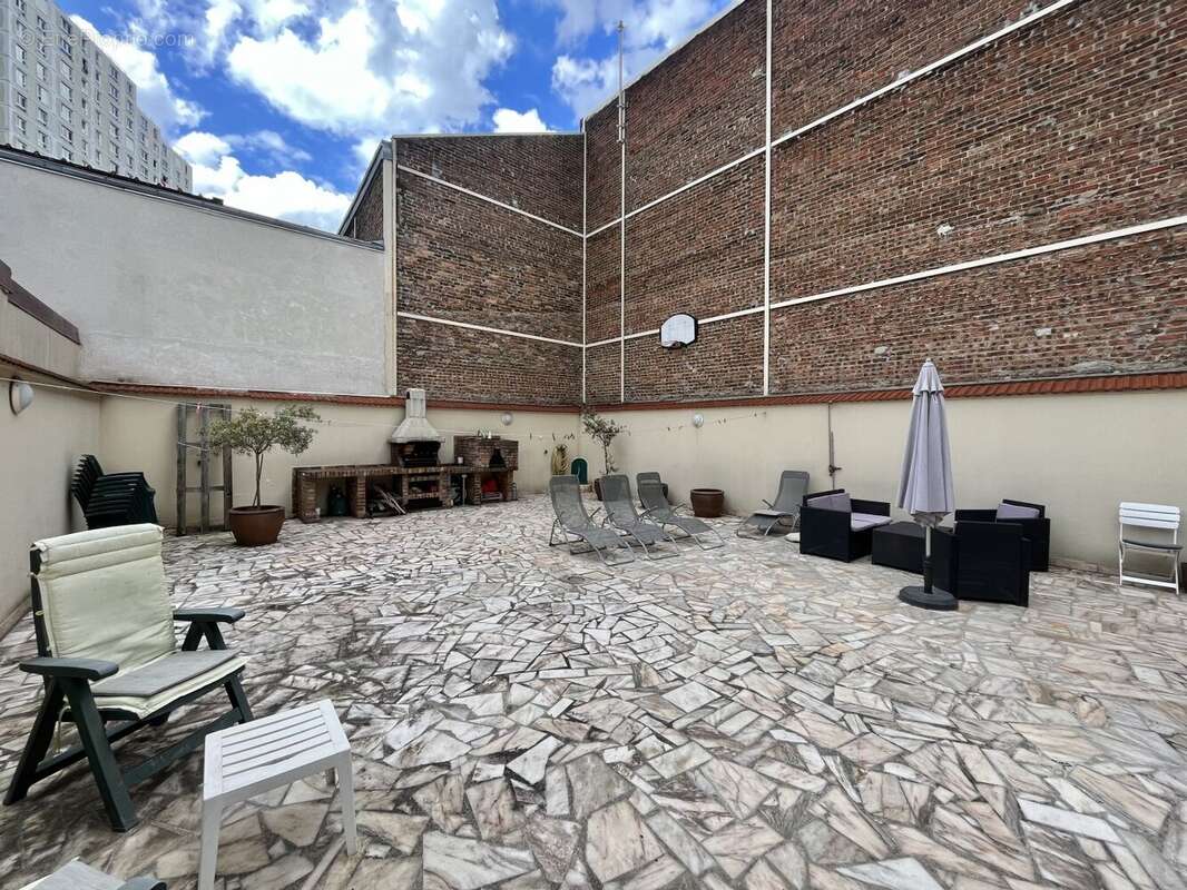 Maison 230 m² à Bagnolet  - photo 4