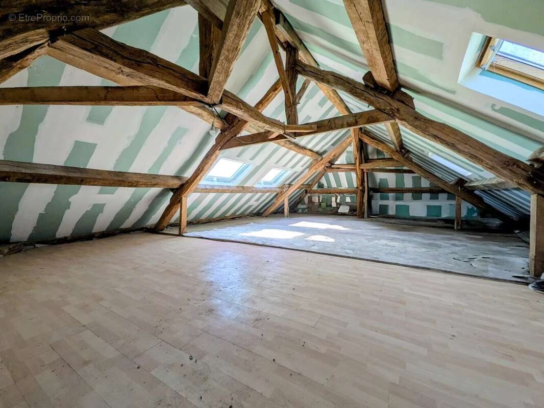 Maison à LA FERTE-GAUCHER