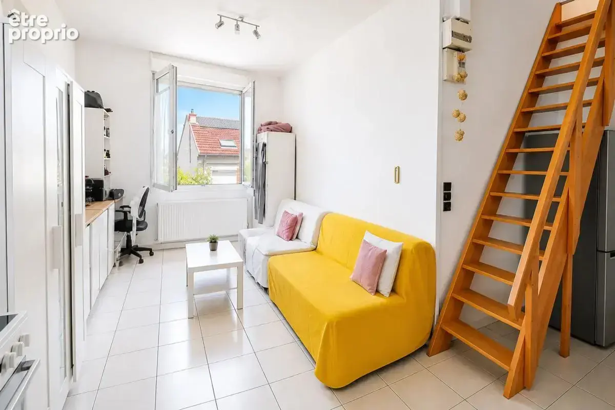 Duplex 2 pièces avec mezzanine loué 1 200 €/mois - photo 2