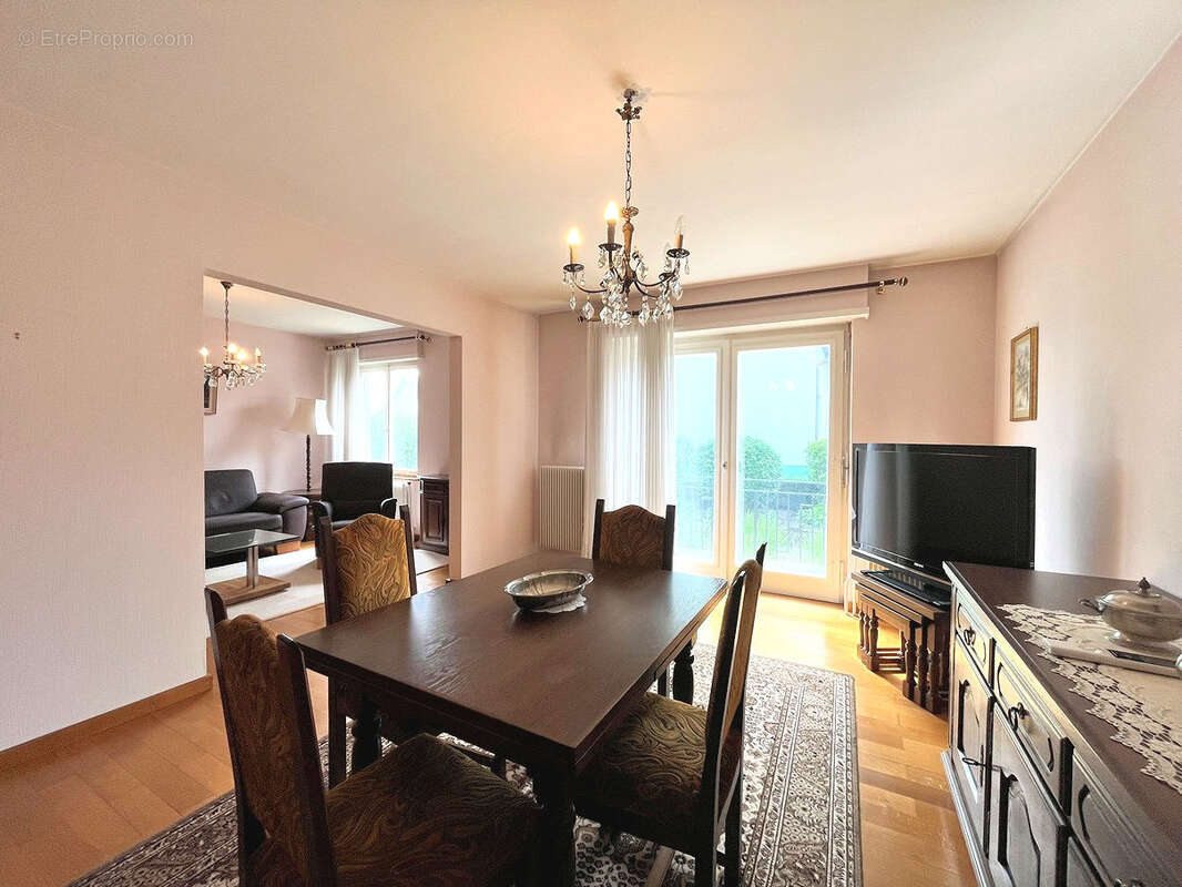 Village-neuf dans une impasse maison plain-pied sur 5,13 ares de terrain - photo 2