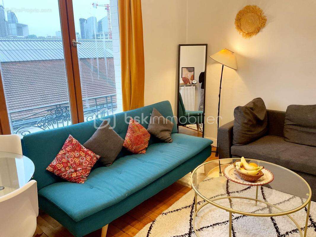 Appartement à LA GARENNE-COLOMBES