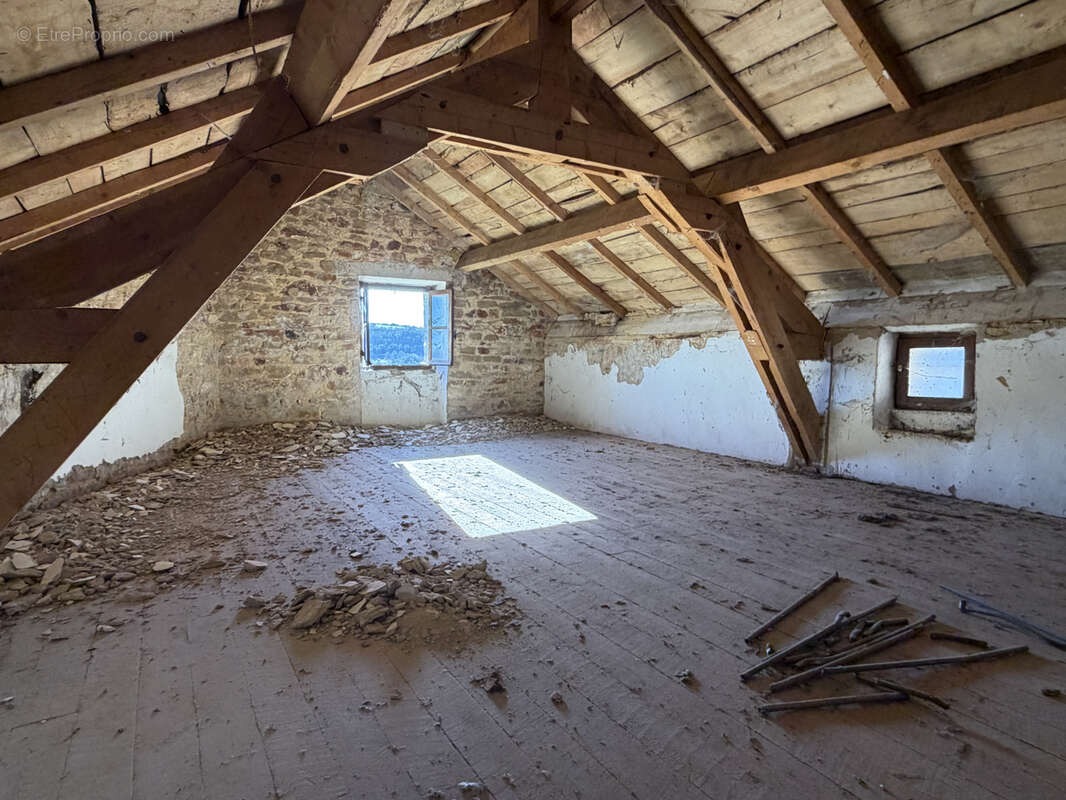 Maison à LE MASSEGROS