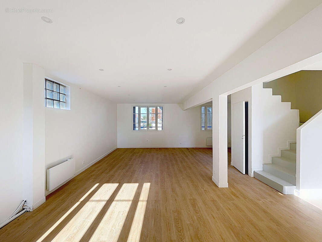 Maison à CARRIERES-SUR-SEINE