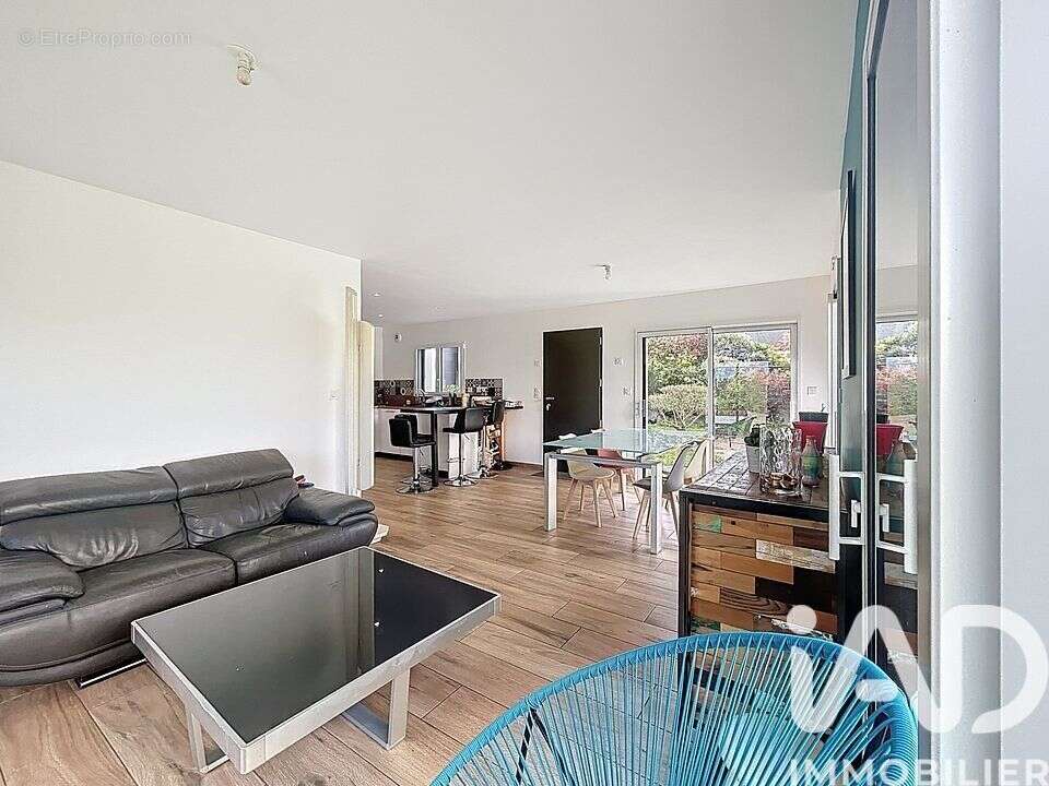 Maison 109 m² à Lanvallay  - photo 9
