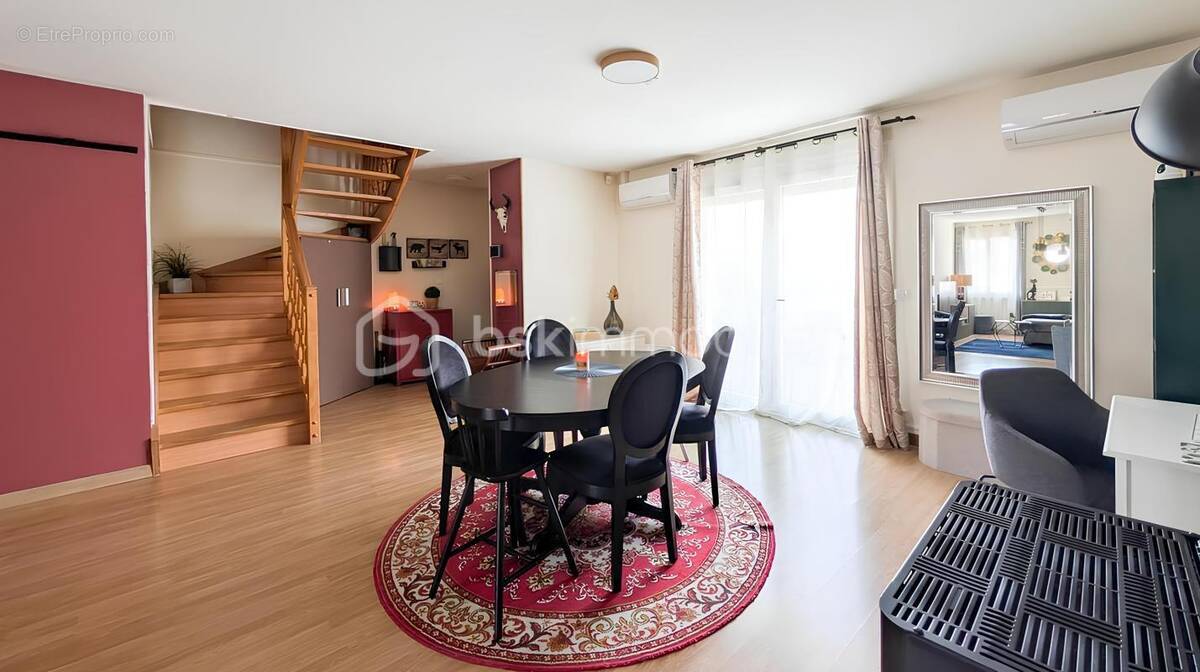 Appartement à EPINAY-SUR-ORGE