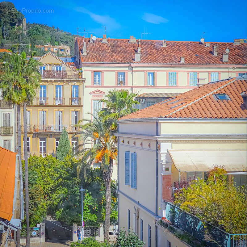 Appartement à HYERES