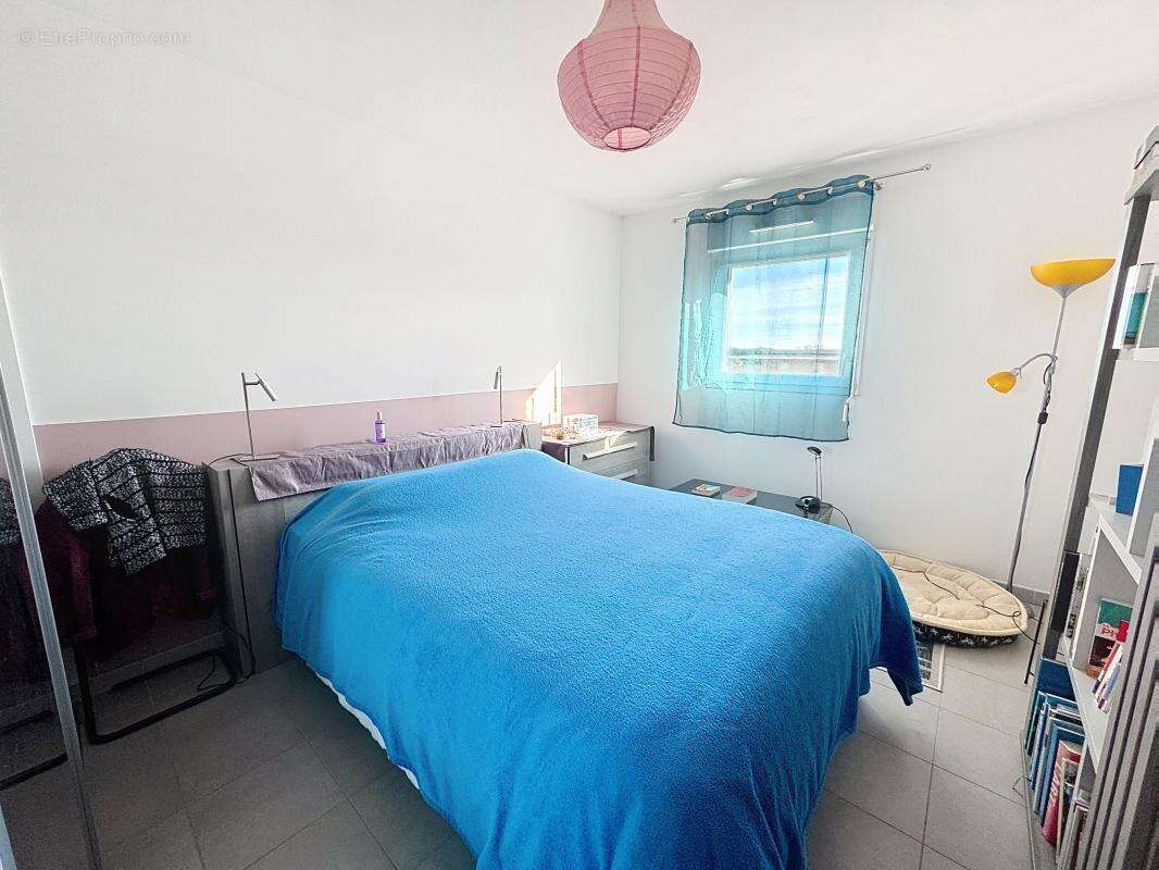 Appartement à ROQUEBRUNE-SUR-ARGENS