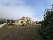 Maison à CASTELLO-DI-ROSTINO