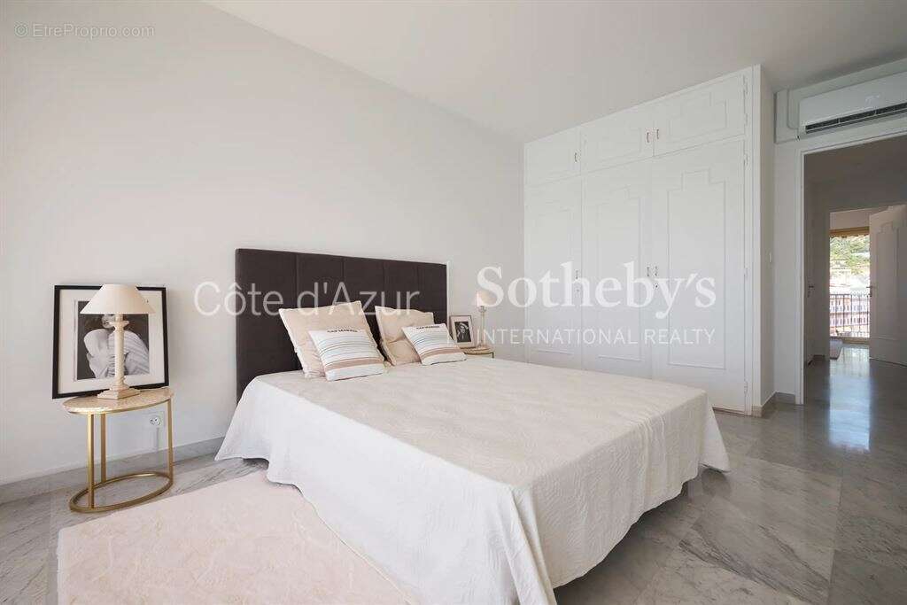 Appartement 70 m² vue mer avec terrasse panoramique en front de mer - photo 8