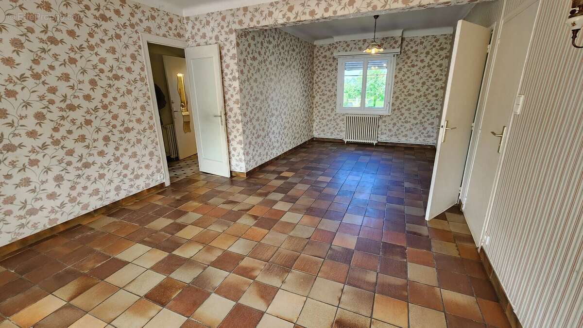 Maison à BENEJACQ