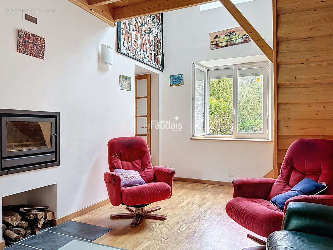 Maison 145 m² à Portbail  - photo 7