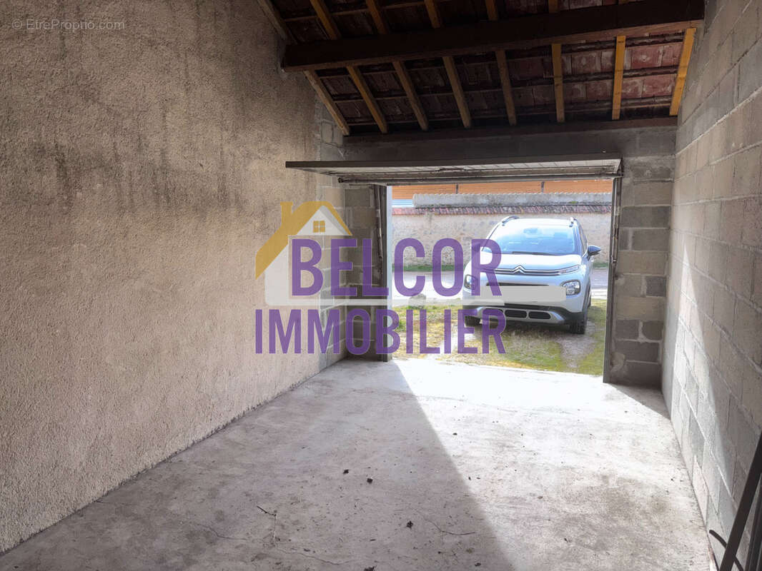 Terrain à BEAUMONT-DU-GATINAIS