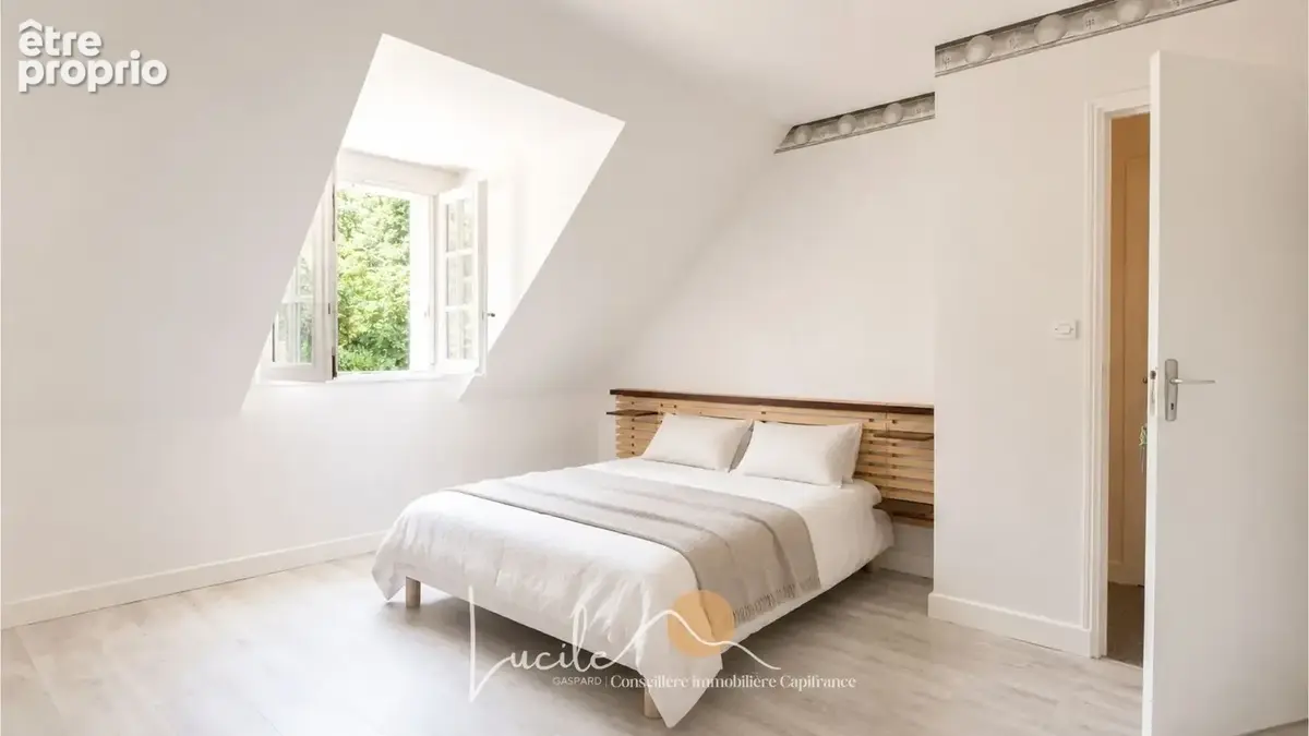 Propriété de caractère – Emplacement exceptionnel, beaux volumes et potentiel unique - photo 10