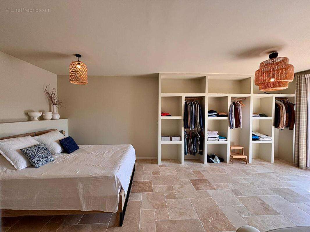 Maison Nevers 7 pièces 295 m2- Magnifique vue - Garage - 6 chambres - photo 4