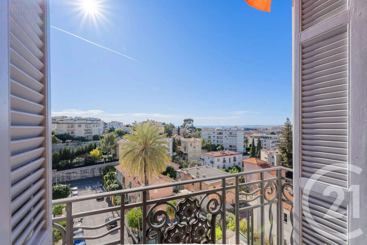 Appartement à NICE