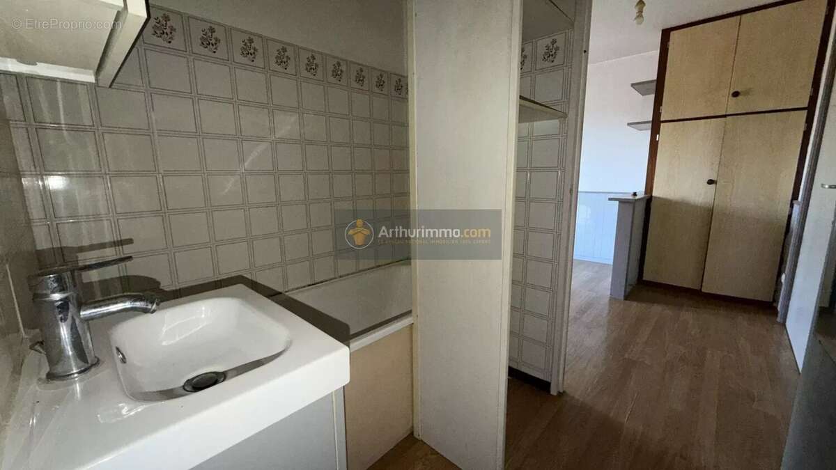 Appartement à FREJUS