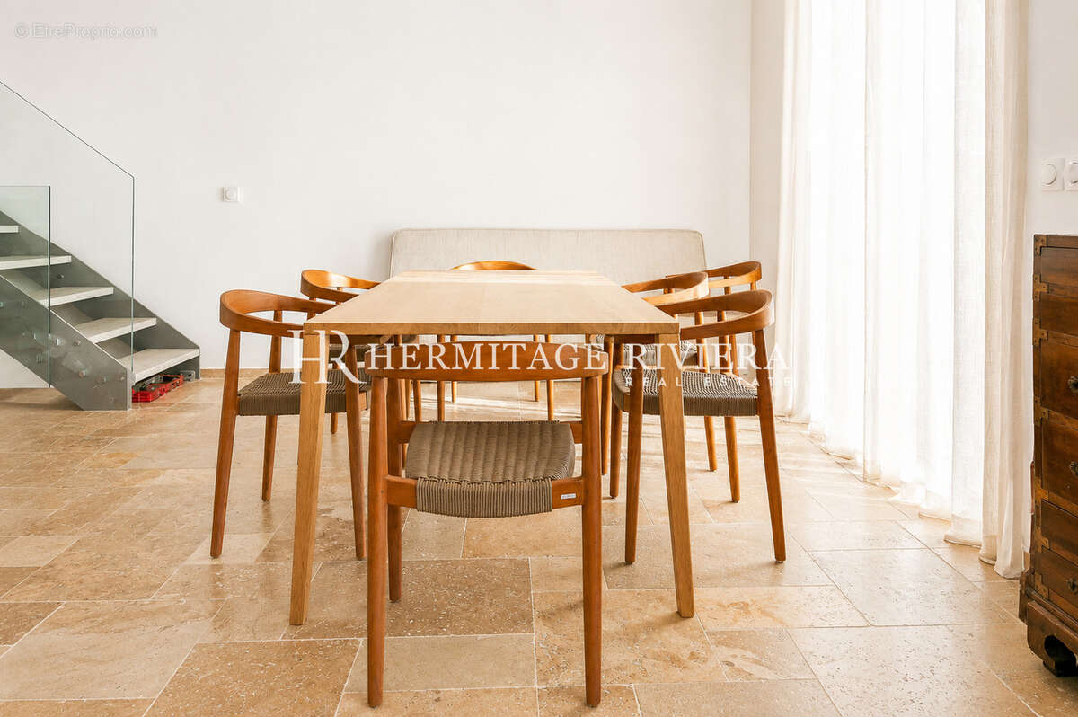 Maison 180 m² à Villefranche-Sur-Mer  - photo 14