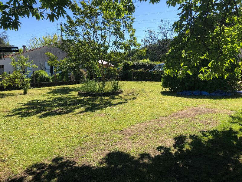 Maison à SAINT-ANDRE-DE-CUBZAC