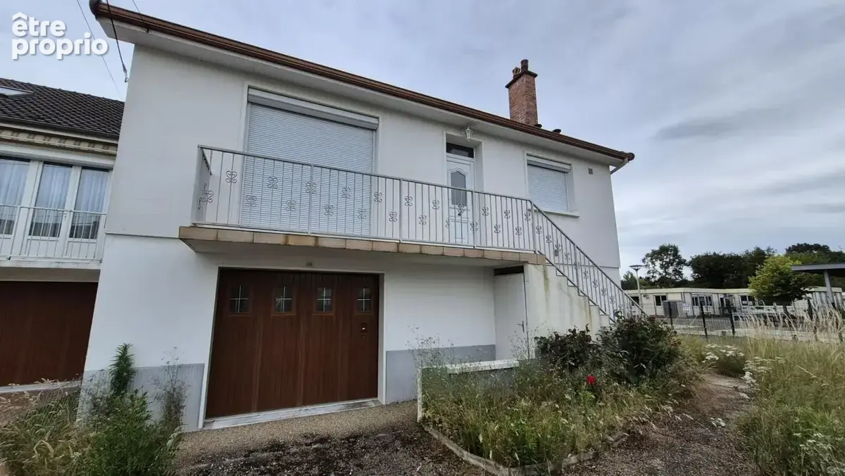 Maison 91 m2 à réinventer   Sous-sol complet et beau potenti - photo 1