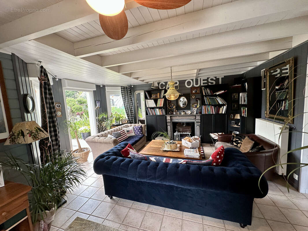 Maison à PLOUGRESCANT