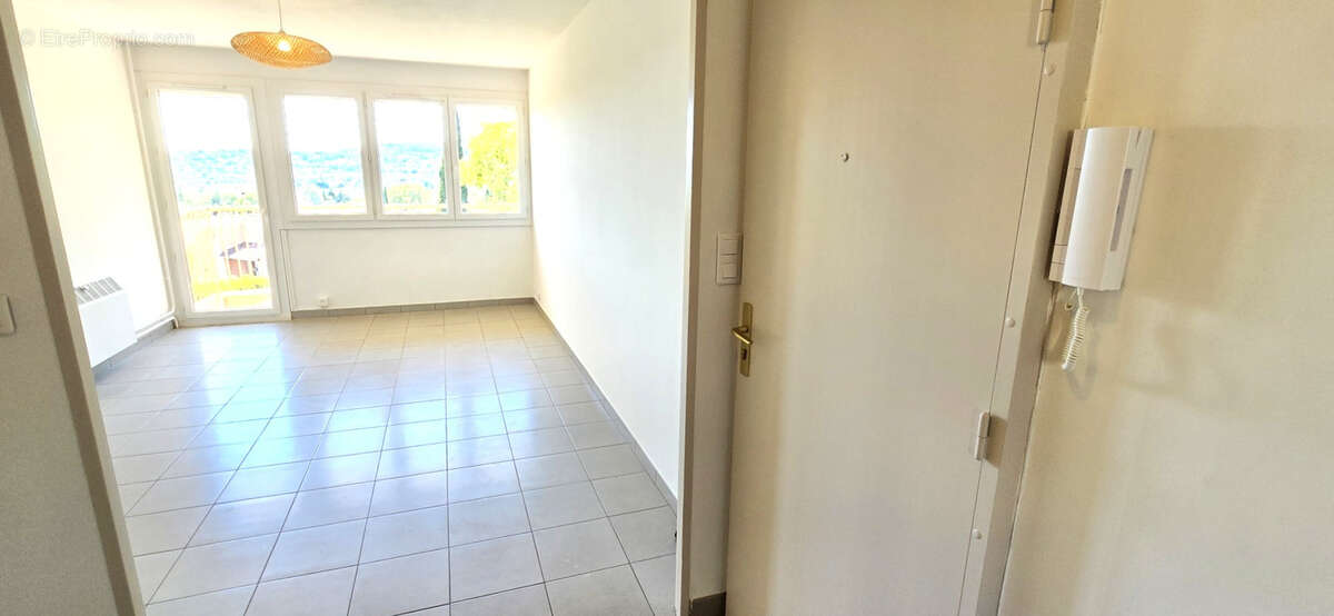 Appartement à DRAGUIGNAN