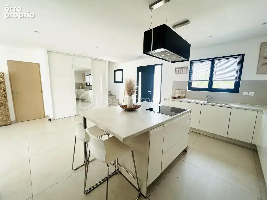 Maison contemporaine de 2022 avec piscine - photo 6